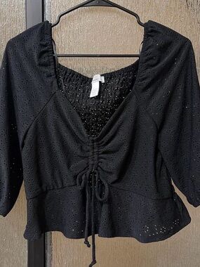 URBAN Romantics Black Eyelet Drawstring Peasant Blouse